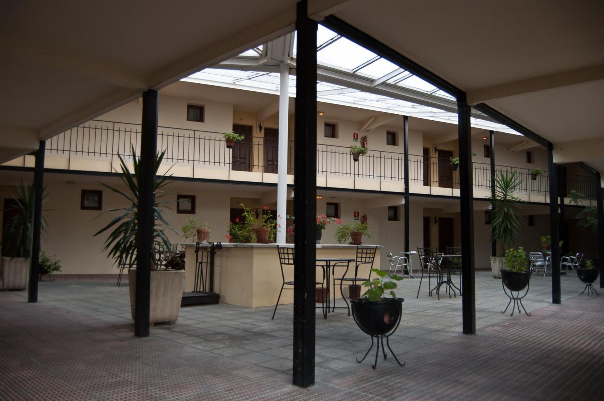 Hotel Urgain Oronoz-Mugaire Exterior photo