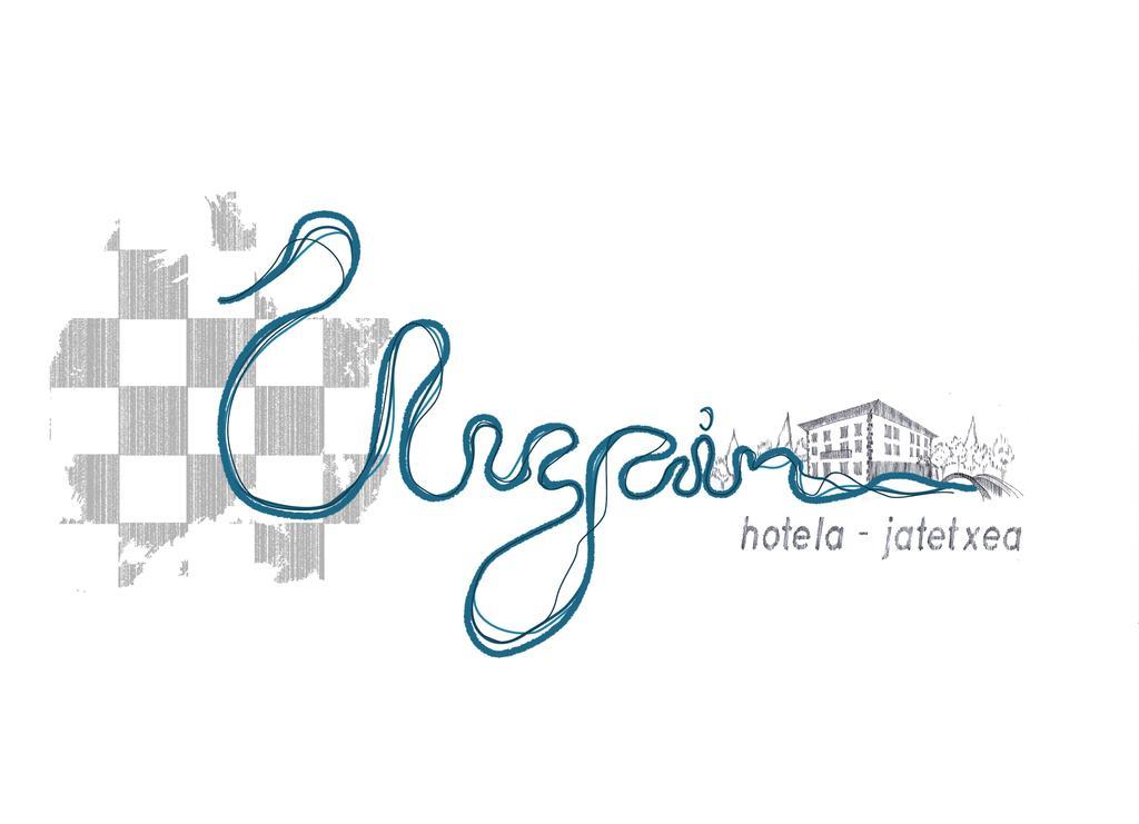 Hotel Urgain Oronoz-Mugaire Exterior photo